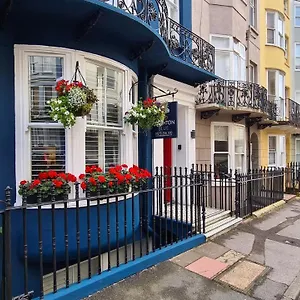 Red Blue **** Hove
