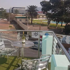 The Mountains Bed & Breakfast Kaapstad